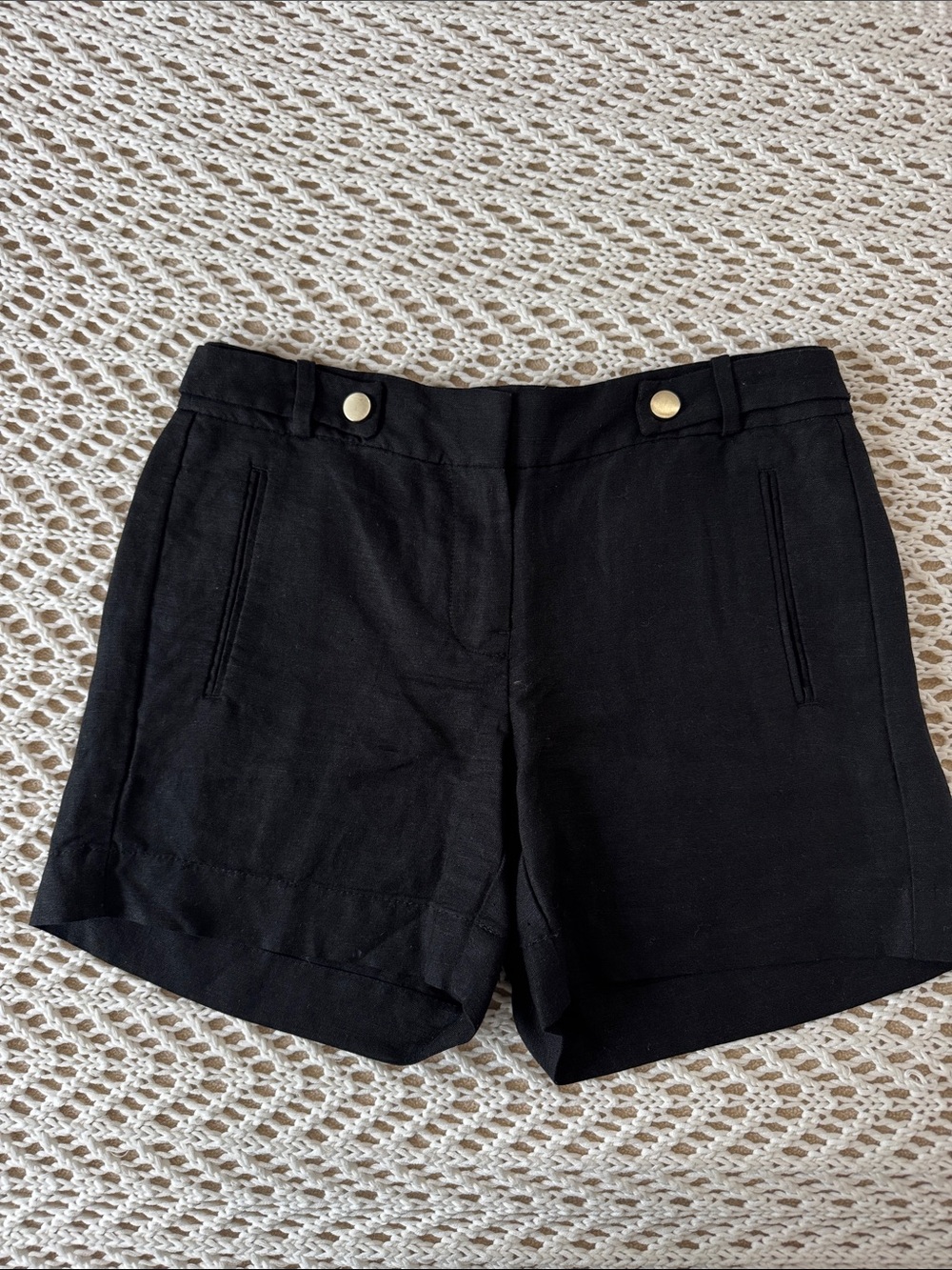 WHBM Black Women's Short with Button Waist, 00